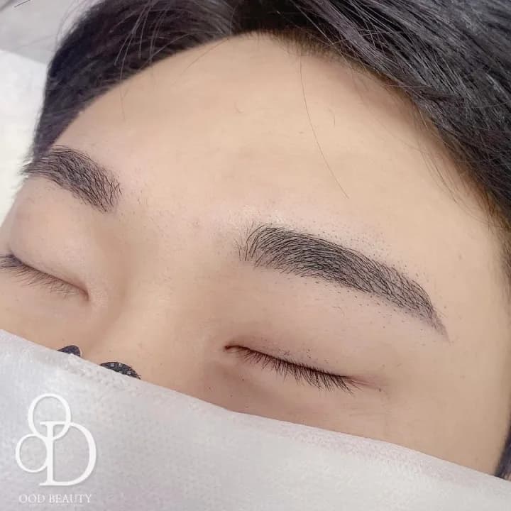 섀도우 눈썹문신