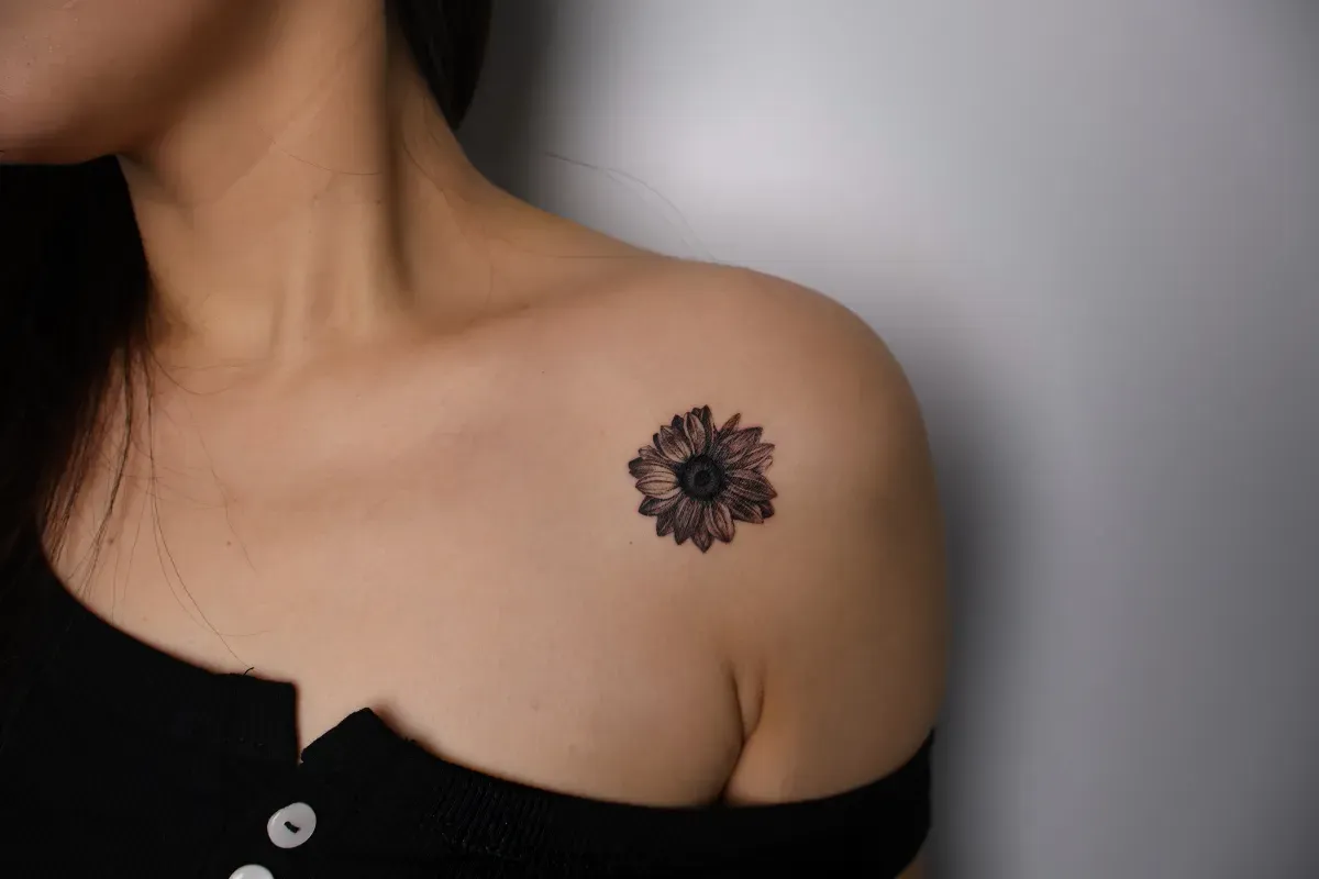 꽃 참고로 커버업타투 - 1