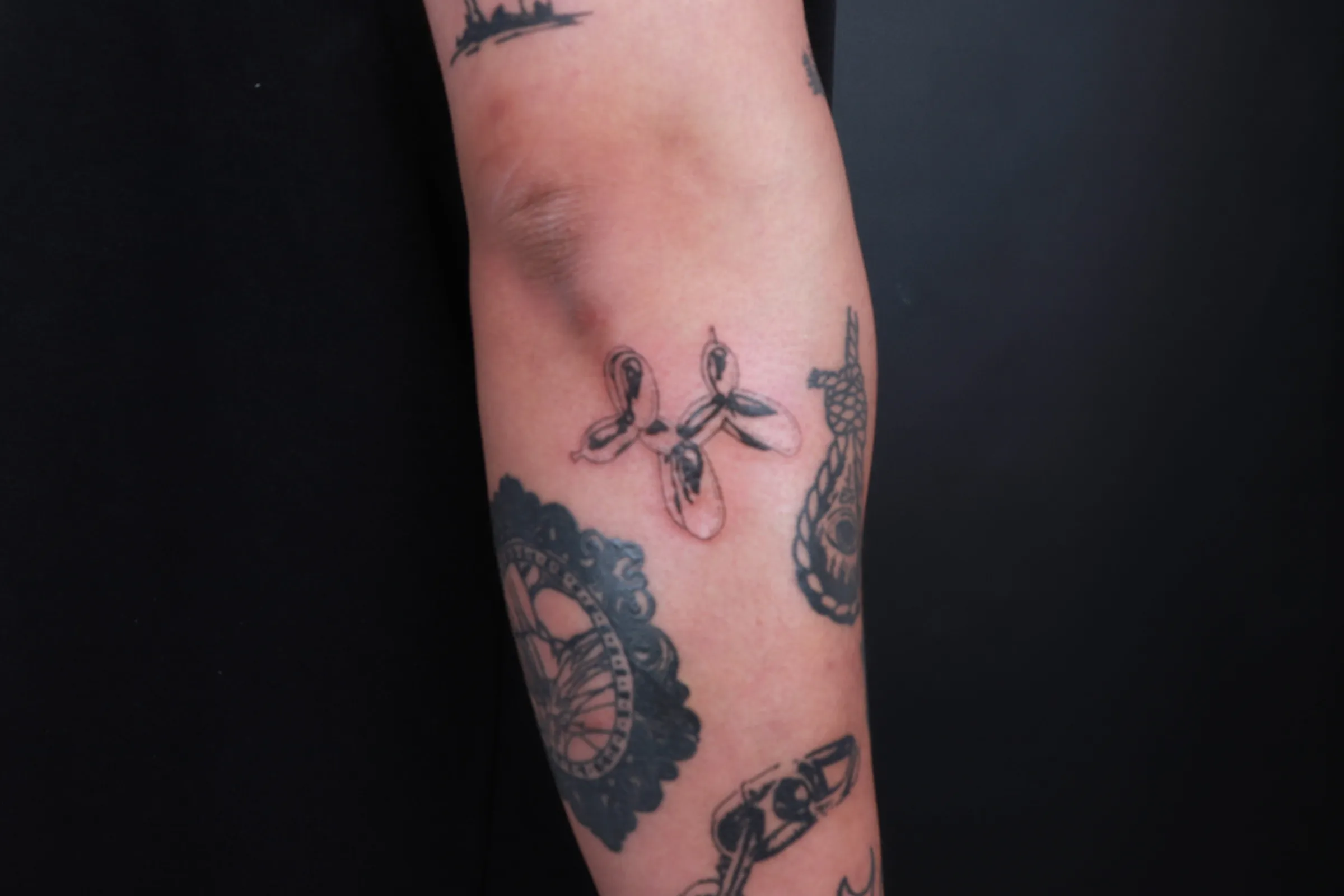 블랙워크 풍선타투 강아지풍선