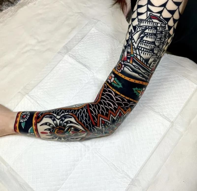 올드스쿨 긴팔타투