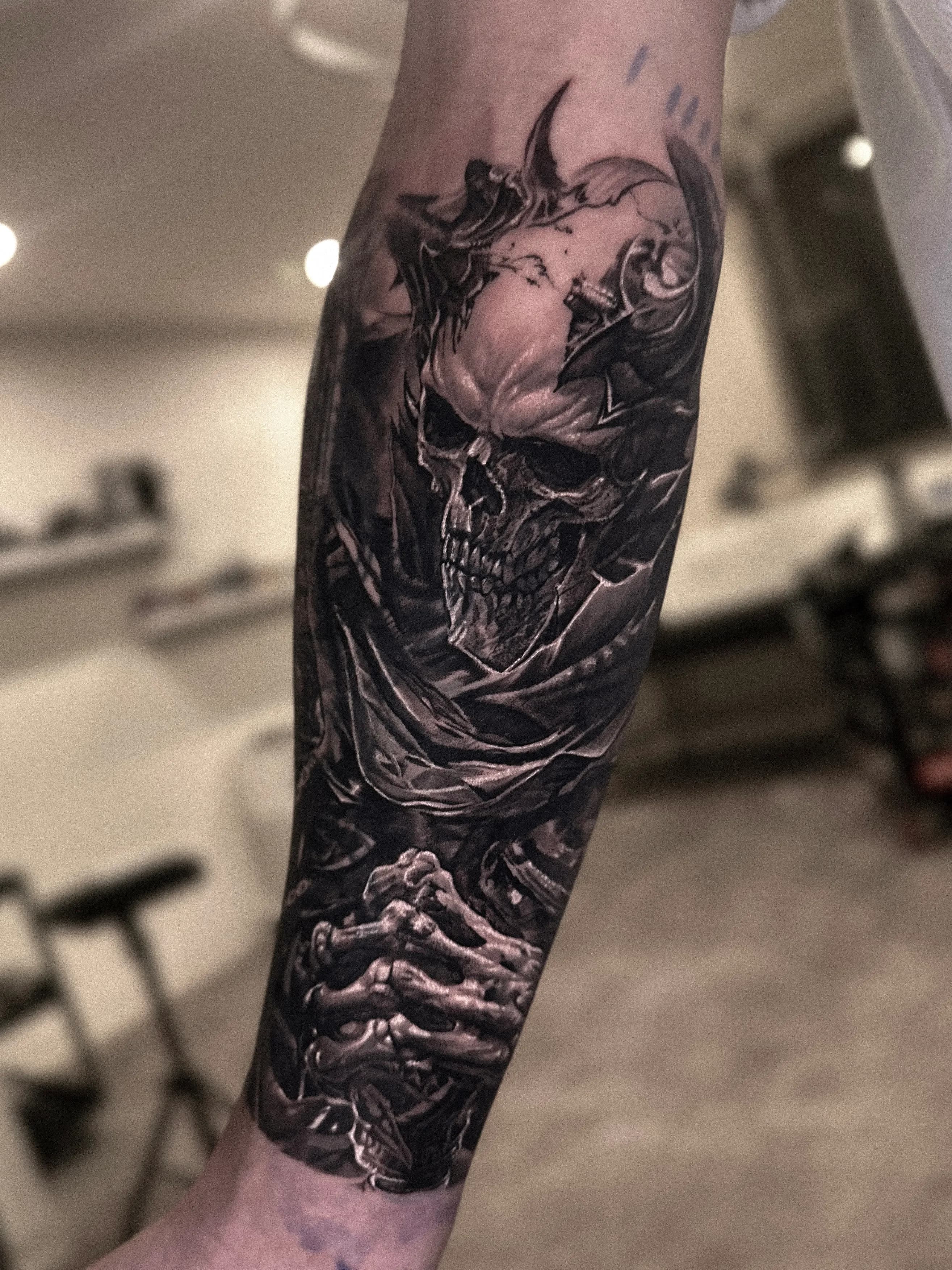 해골기사 커버업