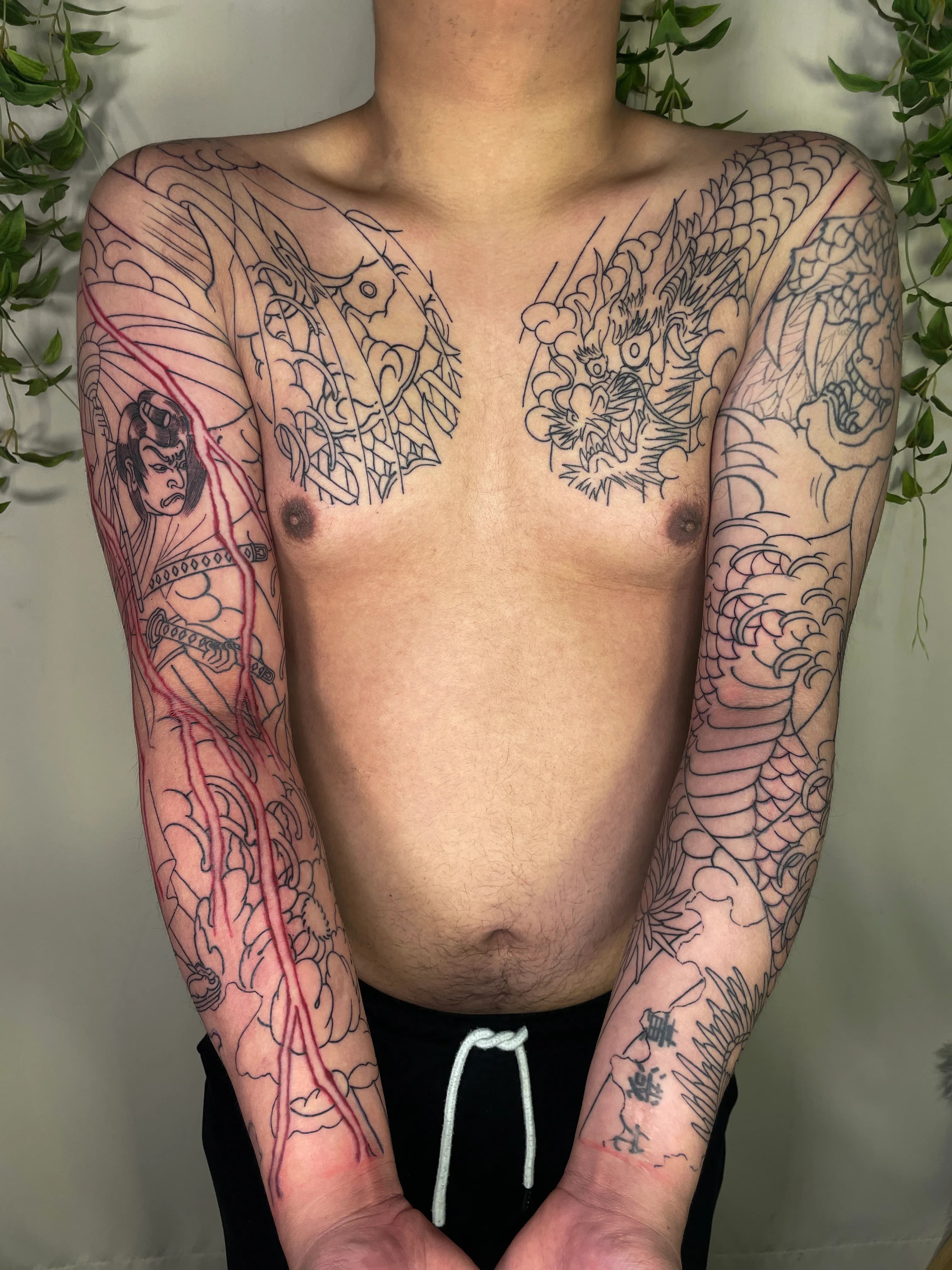 양가슴긴팔 라인