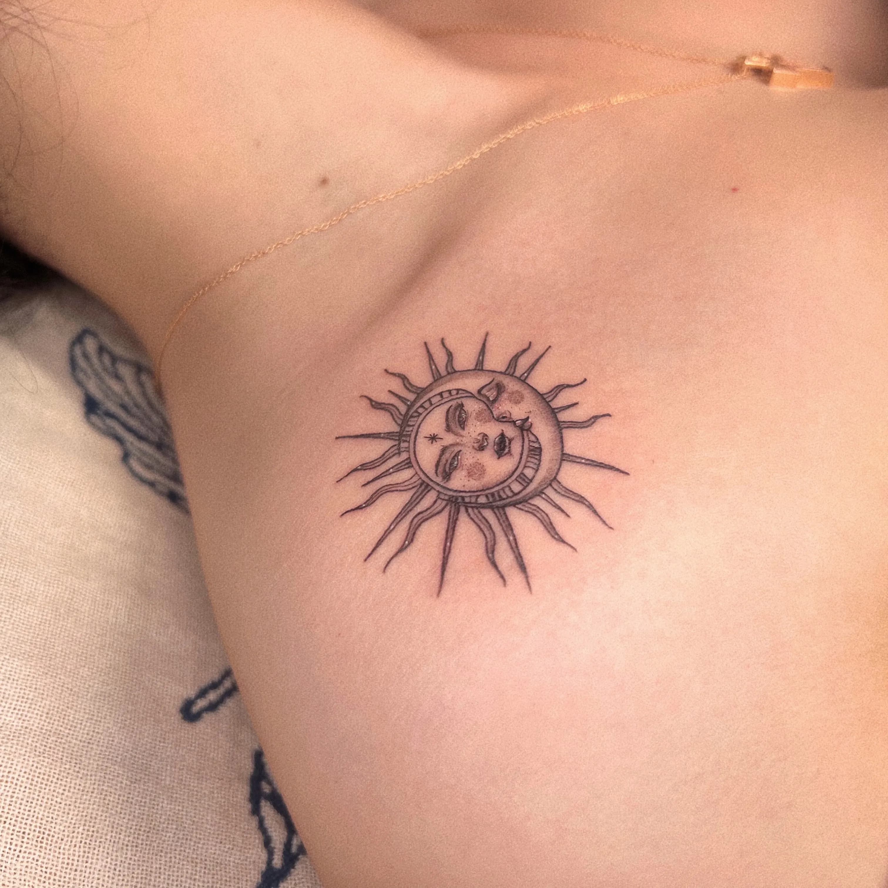 울산 타투 태양 타투 ( 창원 지역도 예약 가능 )