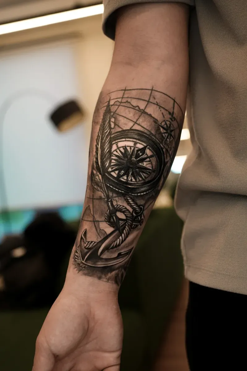 나침반 커버업 연장 타투