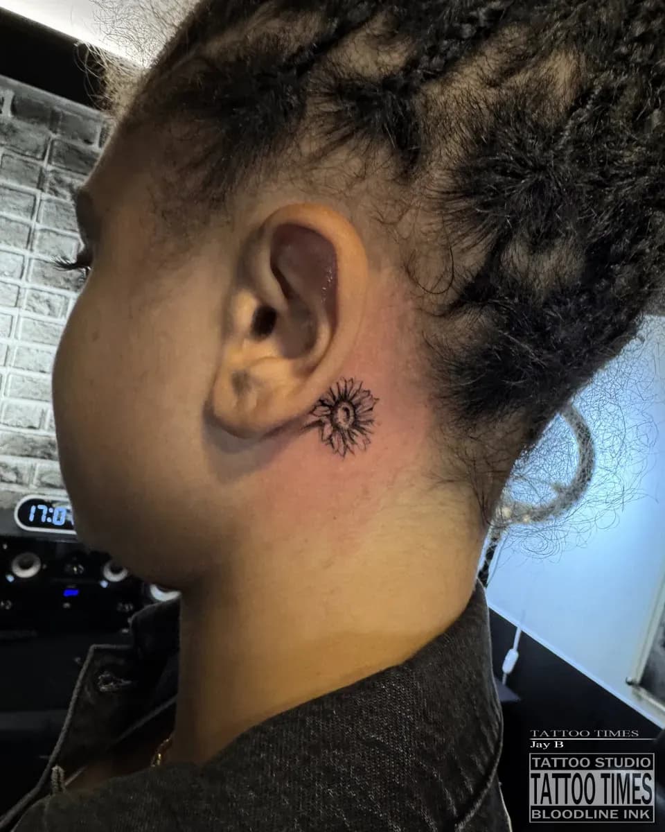 해바라기 - 타투타임스 - 1