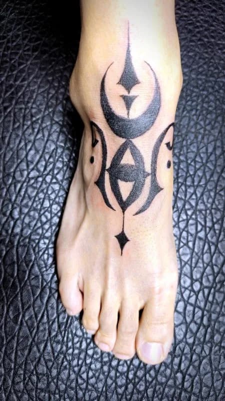 《부산/경성대》 발등 타투 작업/부산타투 잘하는곳ㅡ부산타투/경성대타투/광안리타투/해운대타투/서면타투/타투가격ㅡ( 제이매드 타투 )