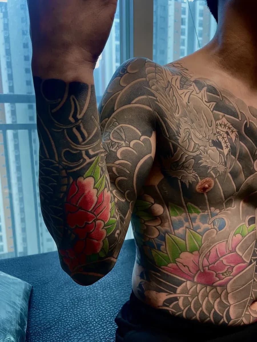 인천에서 작업중인 하유타투 입니다.!