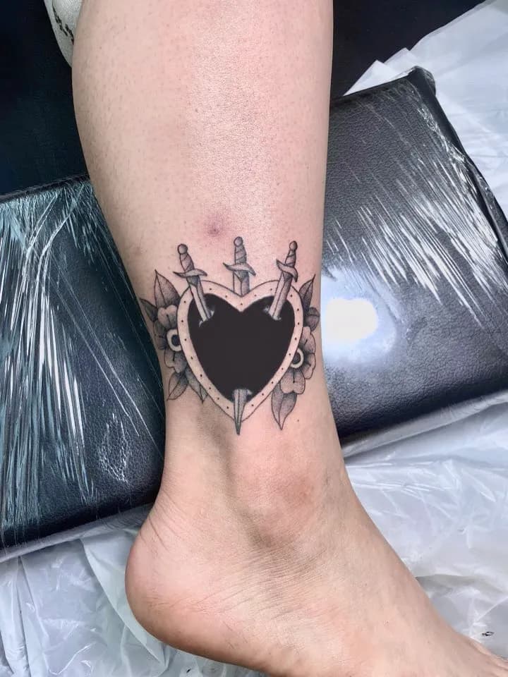 블랙워크 하트+칼+꽃